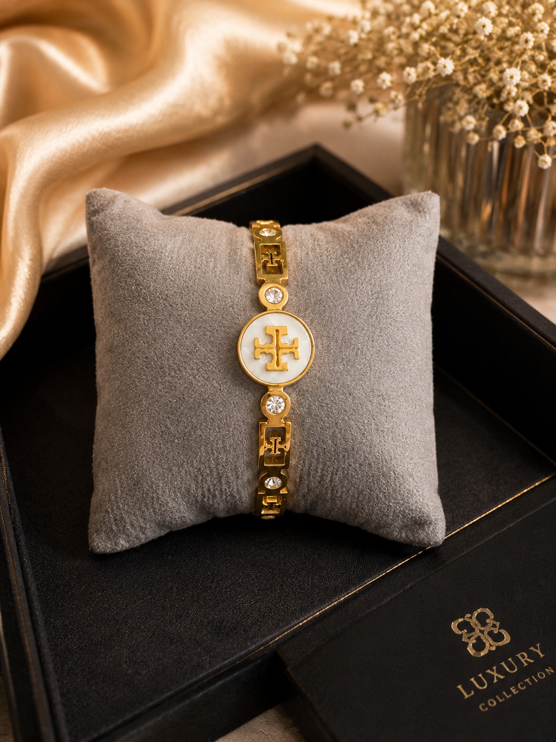 Tory Burch Handcuff