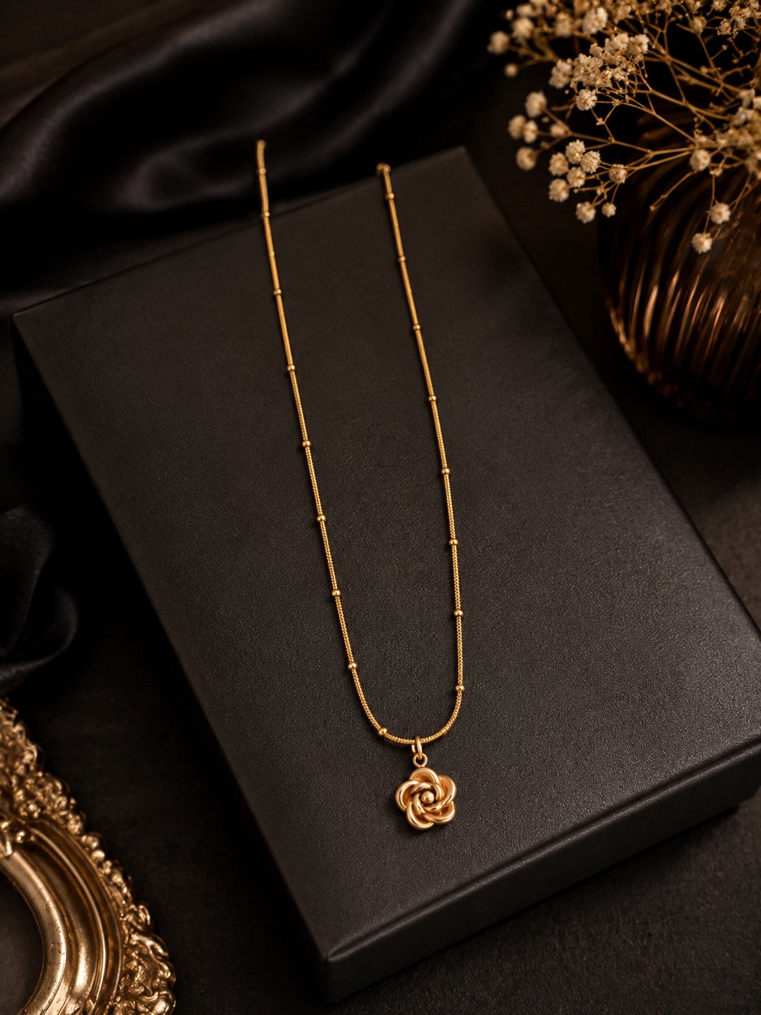 Rose flower Necklace
